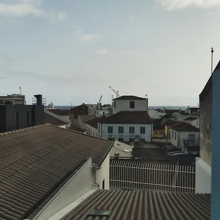 Azure Downtown 1 Apartment *