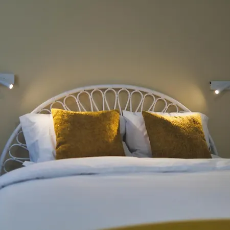 Azure Downtown - Flat 1 Apartment *