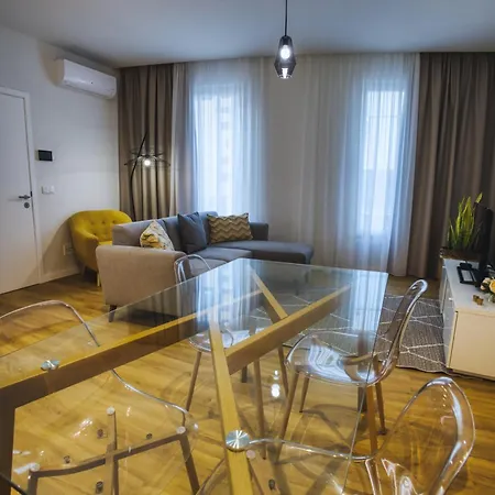 Azure Downtown 1 *