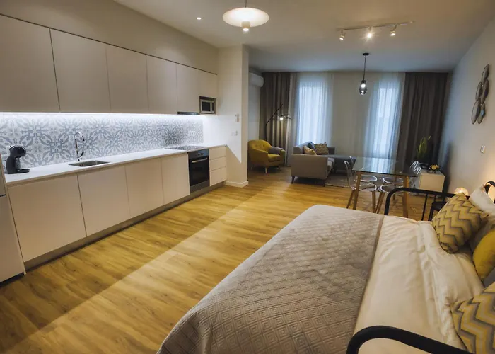 Azure Downtown 1 아파트